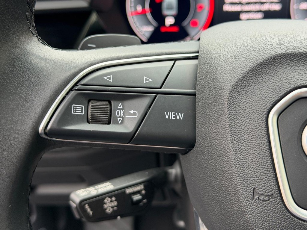 Audi A3 Vehicle Full-screen Gallery Image 18