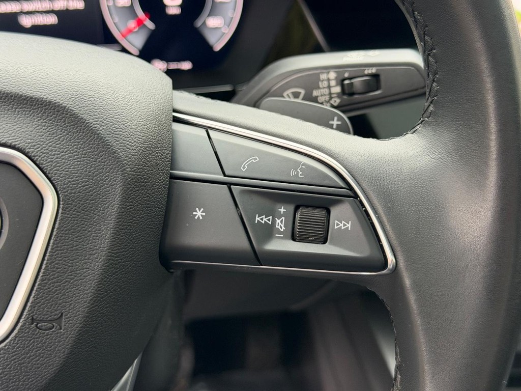 Audi A3 Vehicle Full-screen Gallery Image 19