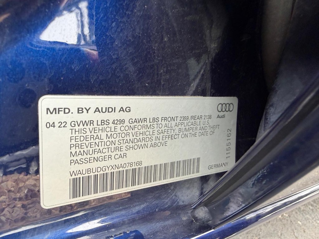 Audi A3 Vehicle Full-screen Gallery Image 25