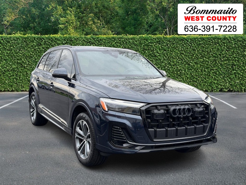 Waitomo Blue Metallic 2025 Audi Q7 quattro Premium 45 TFSI SUV / Crossover All-Wheel Drive Automatic