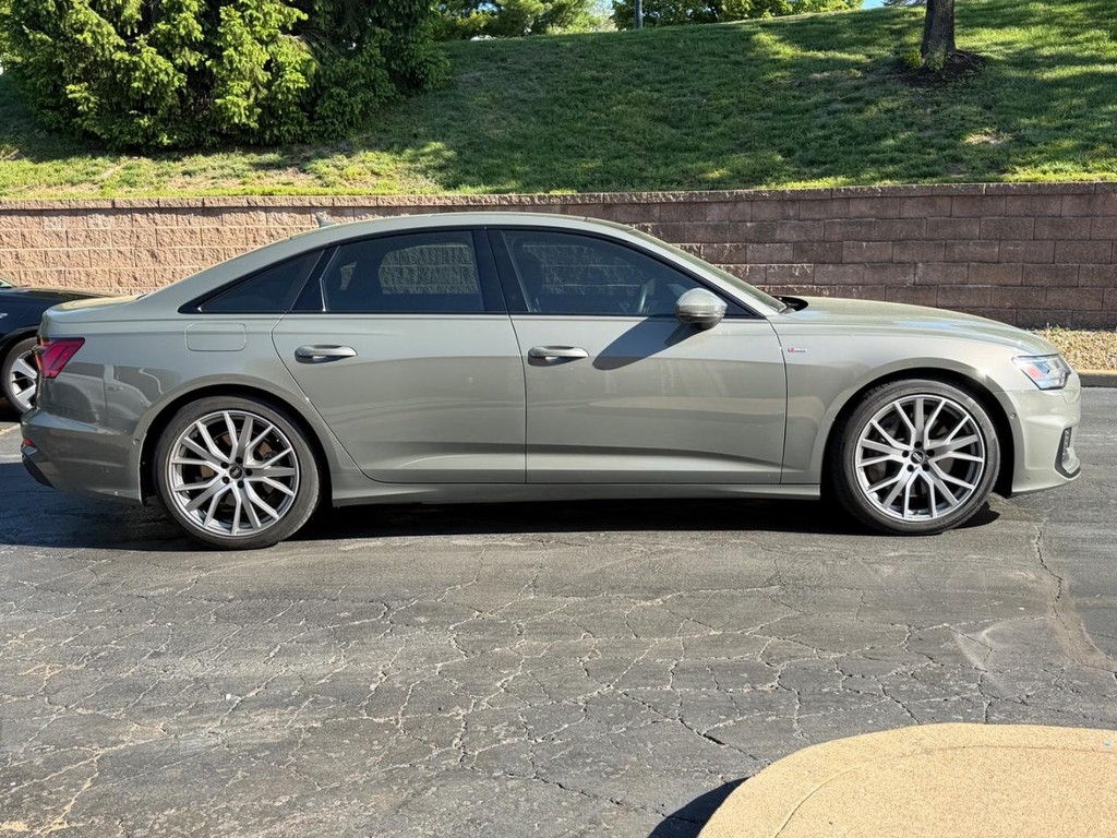 Audi A6 Sedan Vehicle Full-screen Gallery Image 02