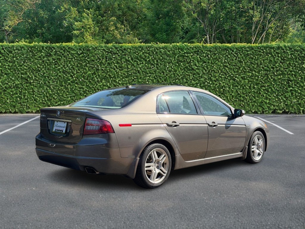 Acura TL Vehicle Full-screen Gallery Image 03