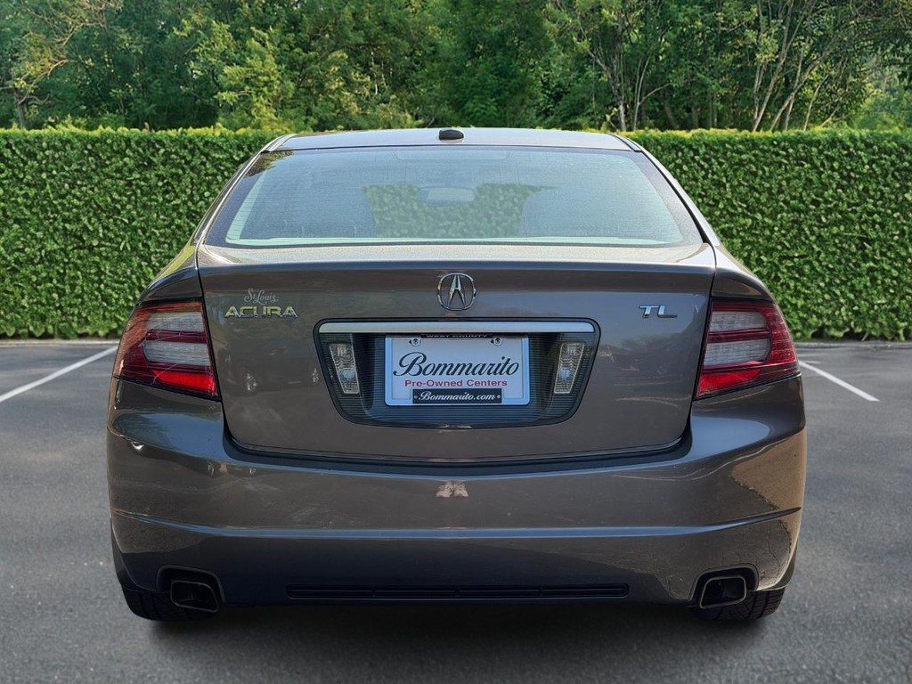Acura TL Vehicle Full-screen Gallery Image 05