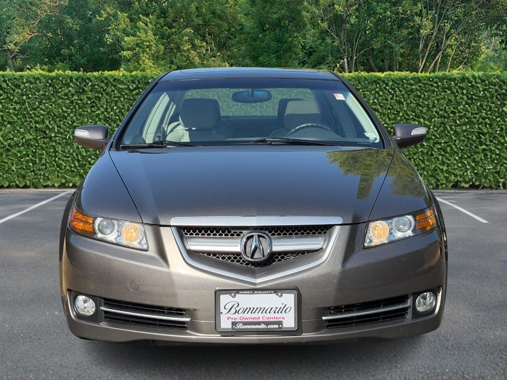 Acura TL Vehicle Full-screen Gallery Image 09