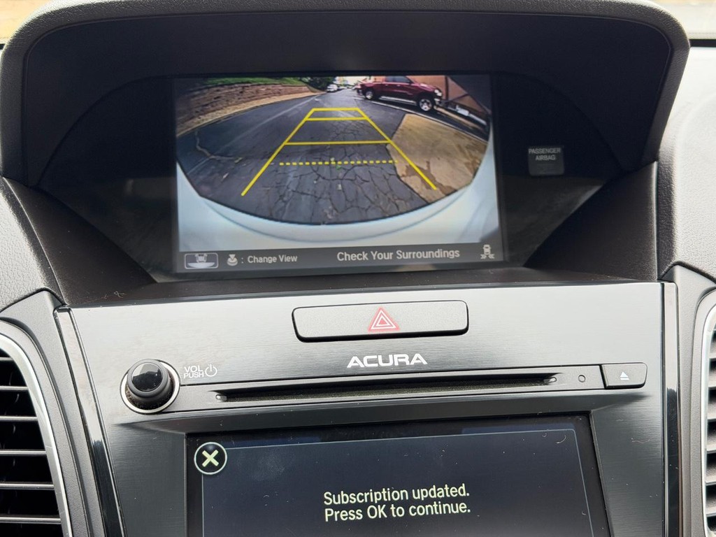 Acura RDX Vehicle Full-screen Gallery Image 22