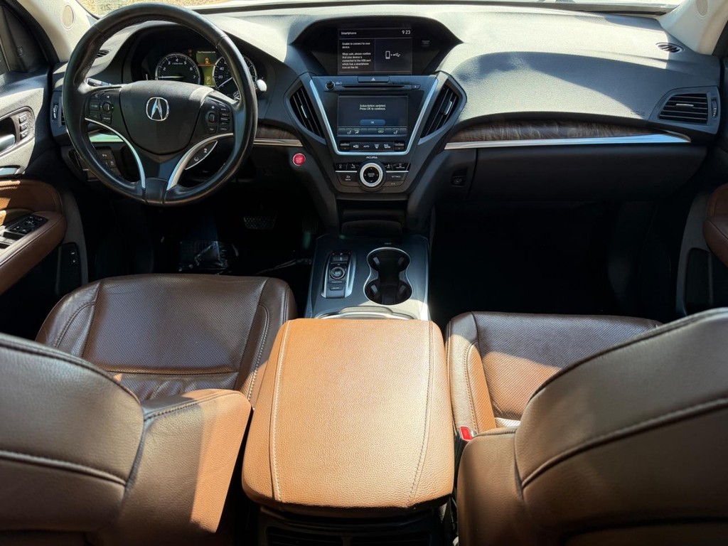 Acura MDX Vehicle Full-screen Gallery Image 11