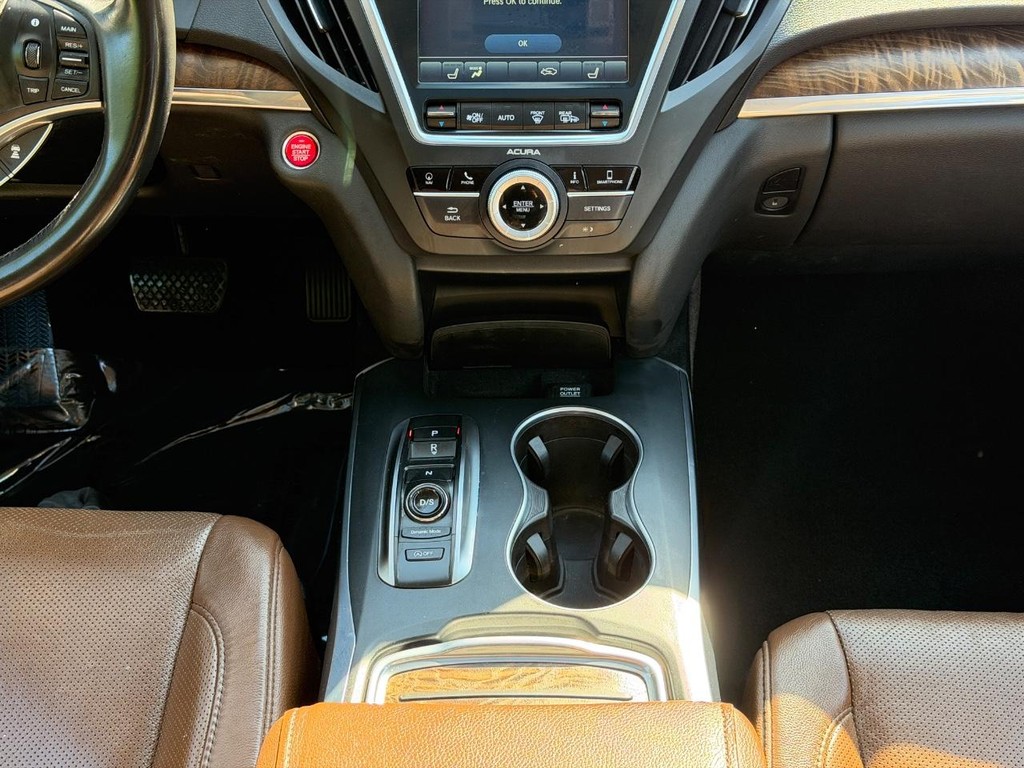 Acura MDX Vehicle Full-screen Gallery Image 14