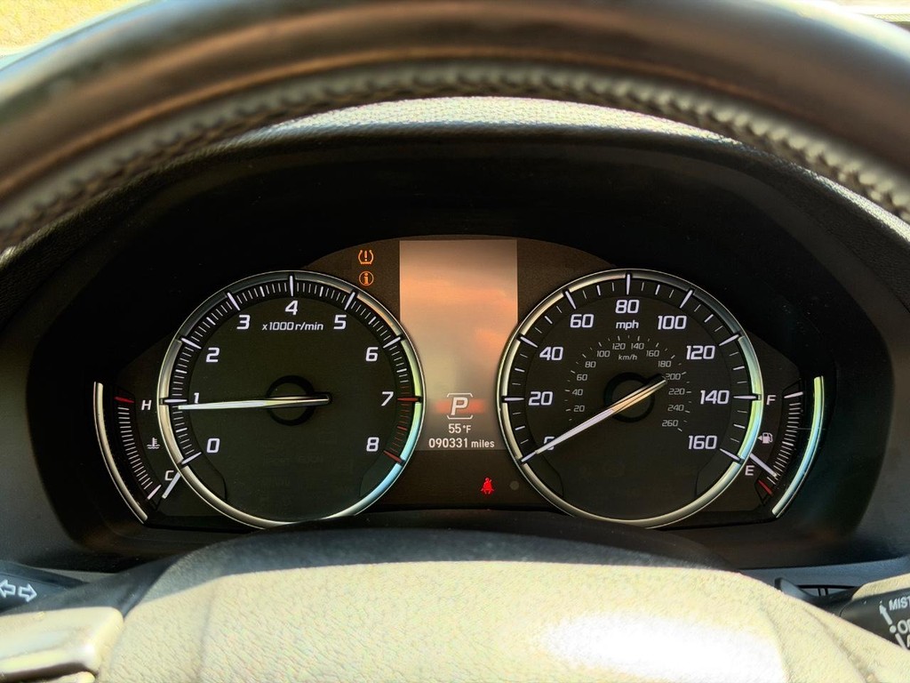 Acura MDX Vehicle Full-screen Gallery Image 21