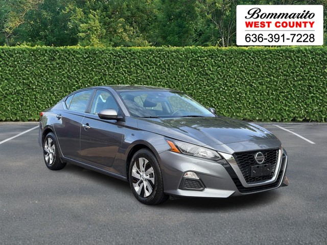 Ellisville MO 2022 Nissan Altima more details - nissan altima