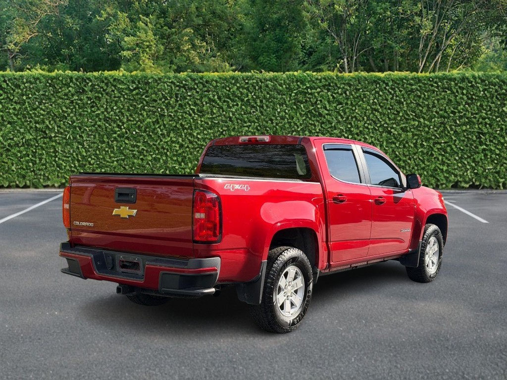 Chevrolet Colorado Vehicle Full-screen Gallery Image 02