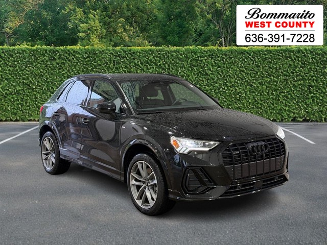 Ellisville MO 2023 Audi Q3 more details - audi q3