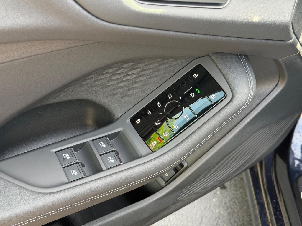 Audi A5 Vehicle Full-screen Gallery Image 14