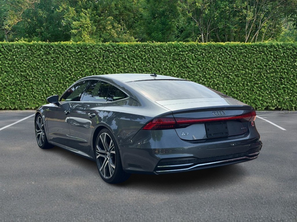 Audi A7 Vehicle Full-screen Gallery Image 06