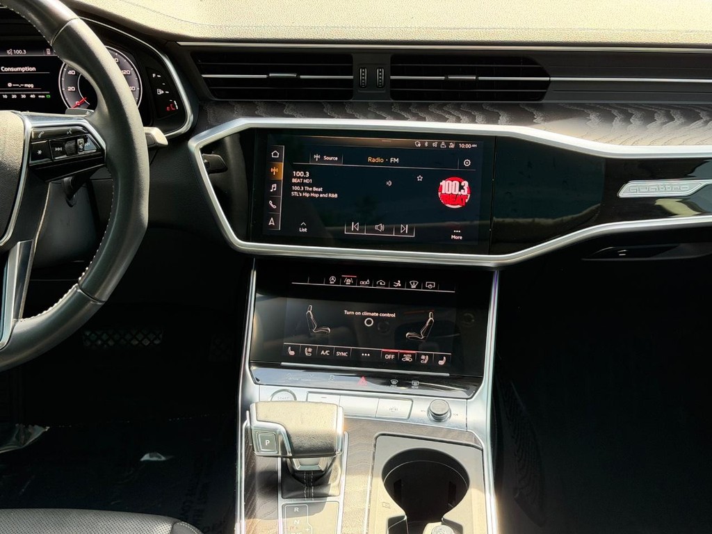 Audi A7 Vehicle Full-screen Gallery Image 13