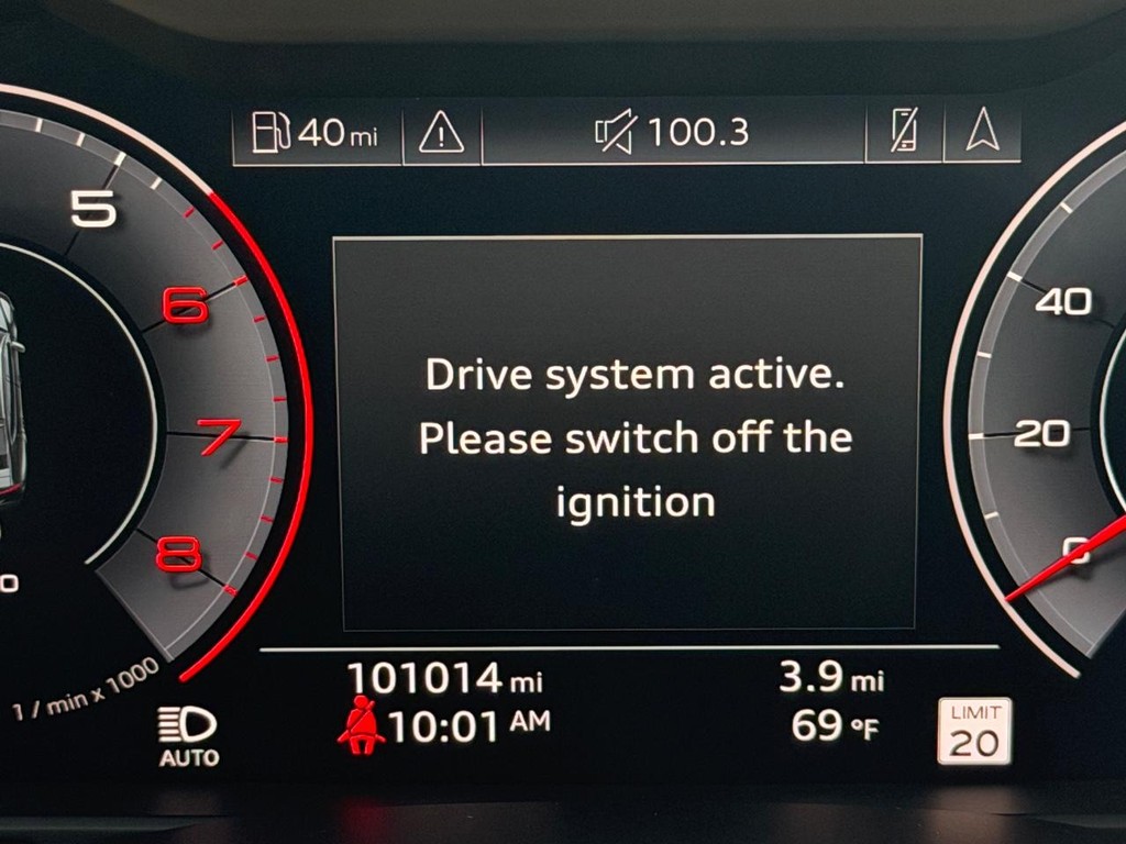 Audi A7 Vehicle Full-screen Gallery Image 20
