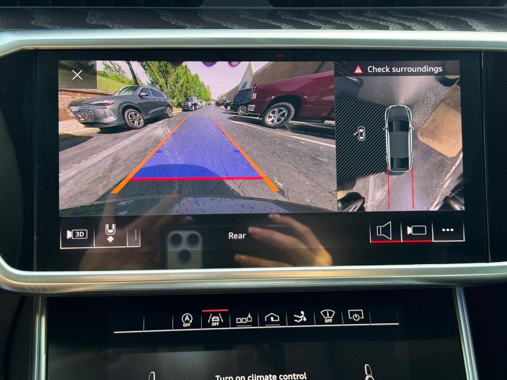 Audi A7 Vehicle Full-screen Gallery Image 21