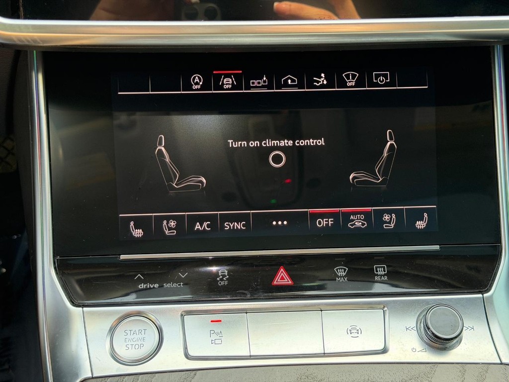 Audi A7 Vehicle Full-screen Gallery Image 22
