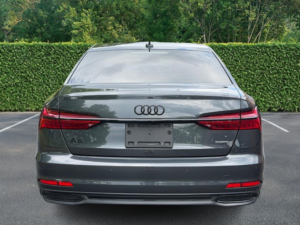 Audi A6 Sedan Vehicle Full-screen Gallery Image 05