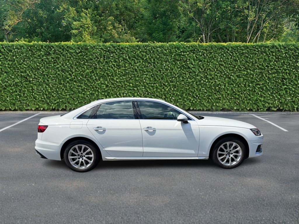 Audi A4 Sedan Vehicle Full-screen Gallery Image 02