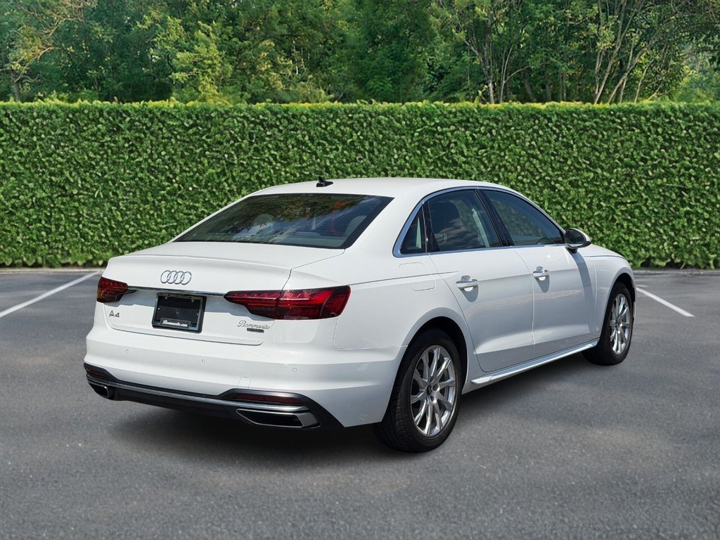 Audi A4 Sedan Vehicle Full-screen Gallery Image 03