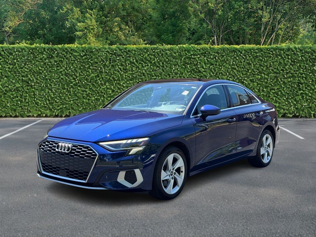 Audi A3 Vehicle Full-screen Gallery Image 08