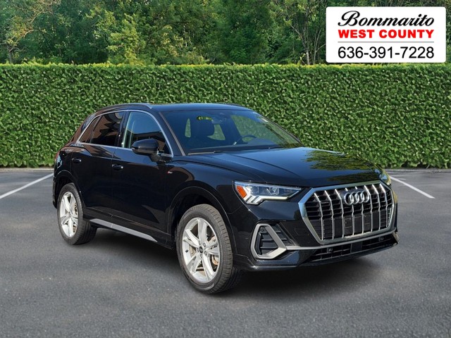 Ellisville MO 2023 Audi Q3 more details - audi q3