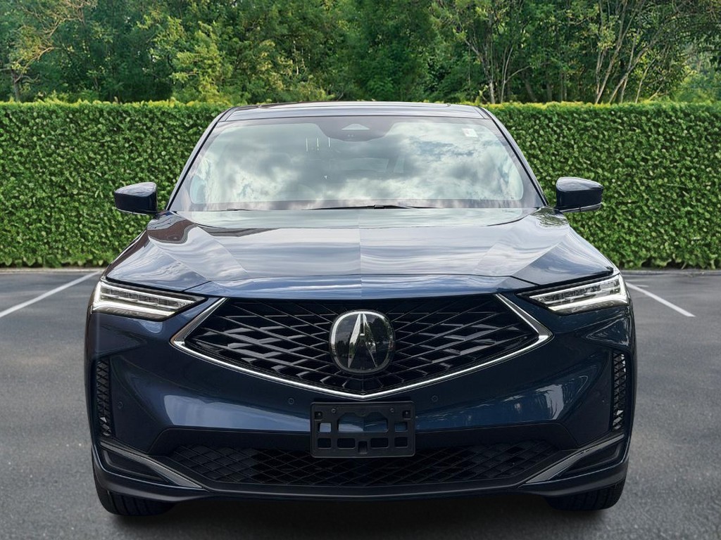 Acura MDX Vehicle Full-screen Gallery Image 09