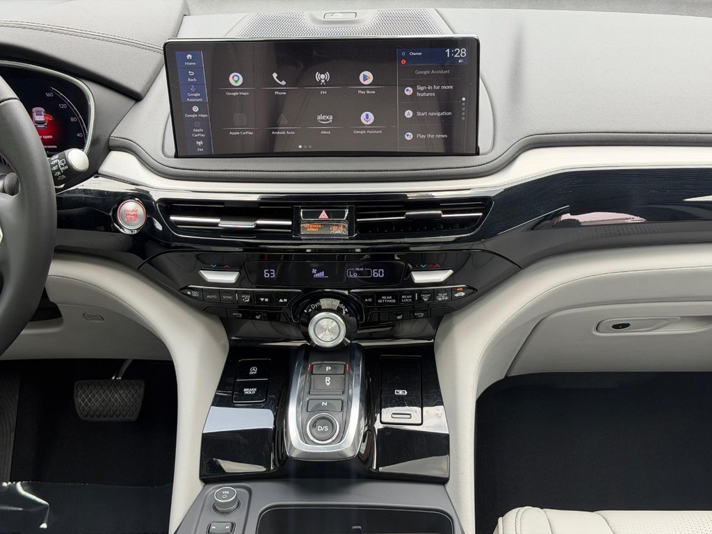 Acura MDX Vehicle Full-screen Gallery Image 13