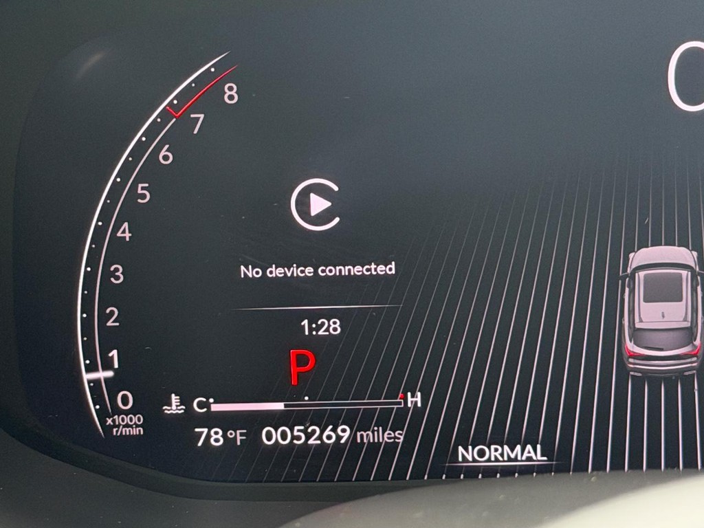 Acura MDX Vehicle Full-screen Gallery Image 21
