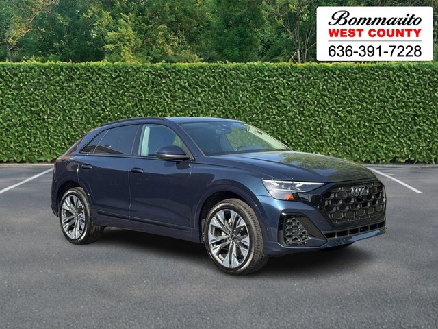 Ellisville MO 2025 Audi Q8 more details - audi q8
