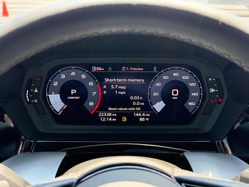 Audi A3 Vehicle Full-screen Gallery Image 19