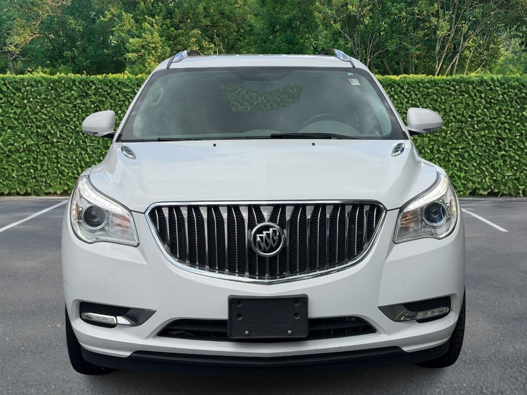 Buick Enclave Vehicle Full-screen Gallery Image 09