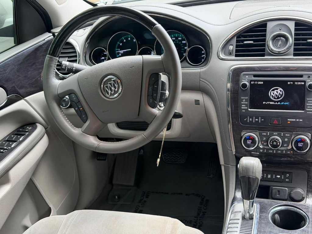 Buick Enclave Vehicle Full-screen Gallery Image 13