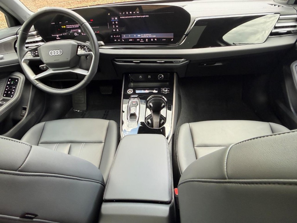 Audi A5 Vehicle Full-screen Gallery Image 11