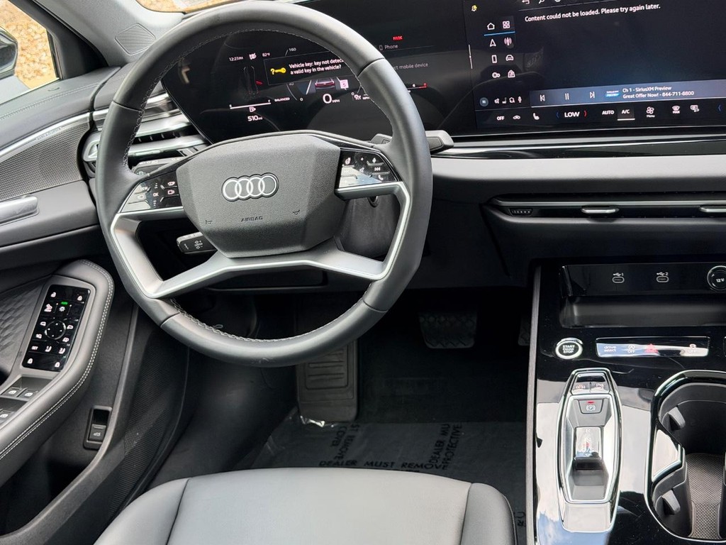 Audi A5 Vehicle Full-screen Gallery Image 12