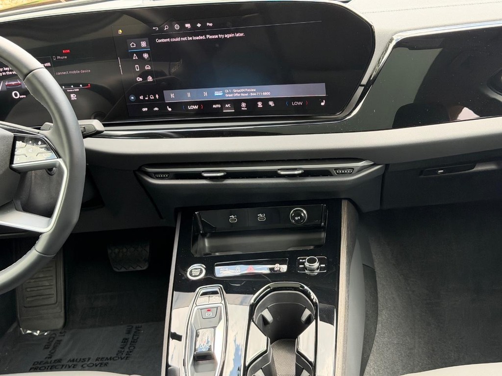 Audi A5 Vehicle Full-screen Gallery Image 13