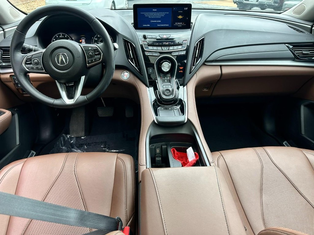 Acura RDX Vehicle Full-screen Gallery Image 12