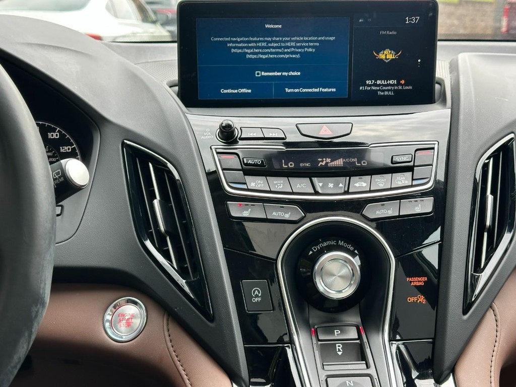 Acura RDX Vehicle Full-screen Gallery Image 14