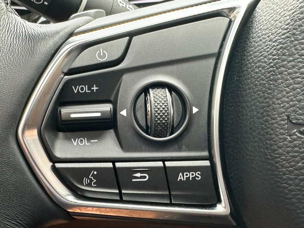 Acura RDX Vehicle Full-screen Gallery Image 20