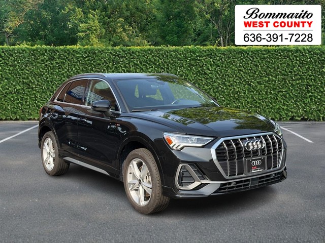 Ellisville MO 2023 Audi Q3 more details - audi q3