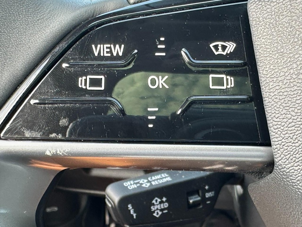 Audi A5 Vehicle Full-screen Gallery Image 19