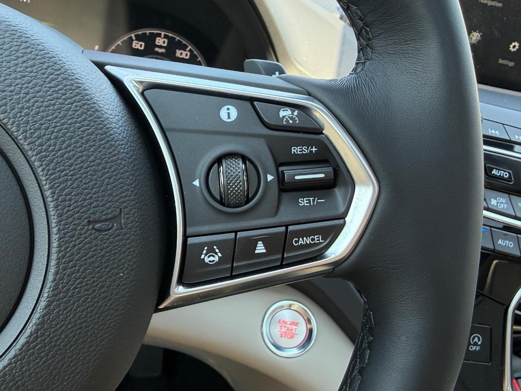 Acura RDX Vehicle Full-screen Gallery Image 19