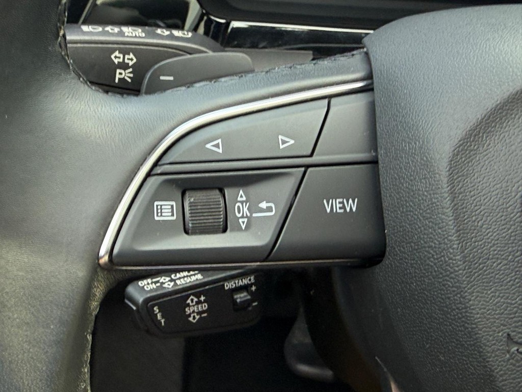 Audi A3 Vehicle Full-screen Gallery Image 18