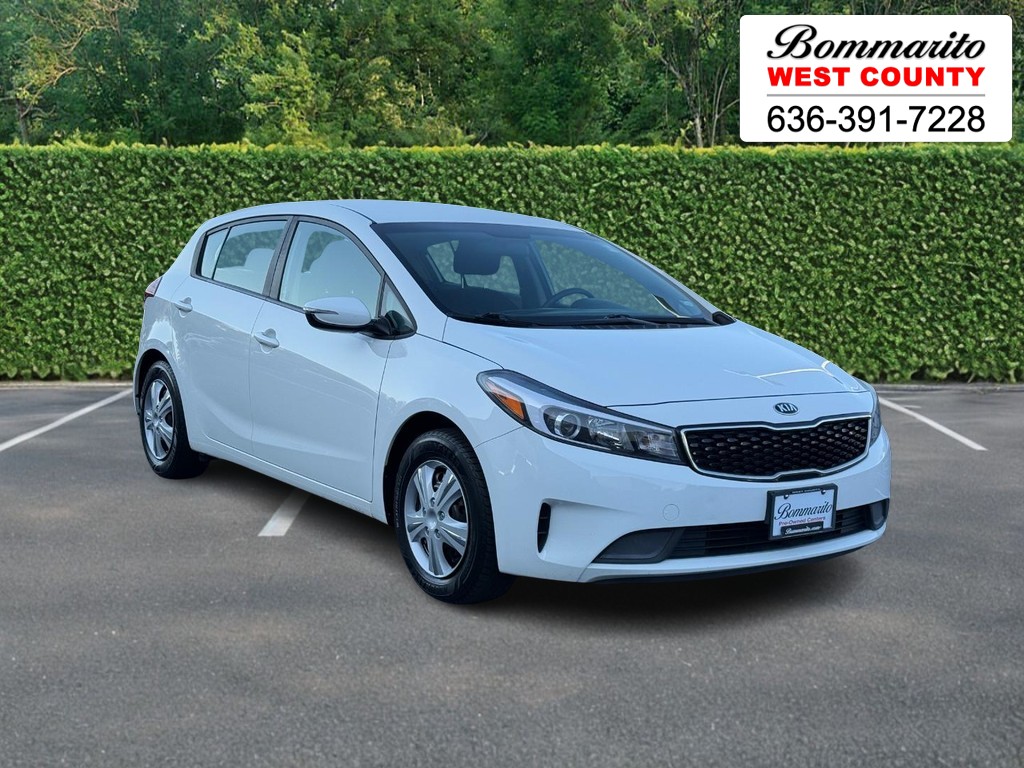 2017 Kia Forte5 LX
