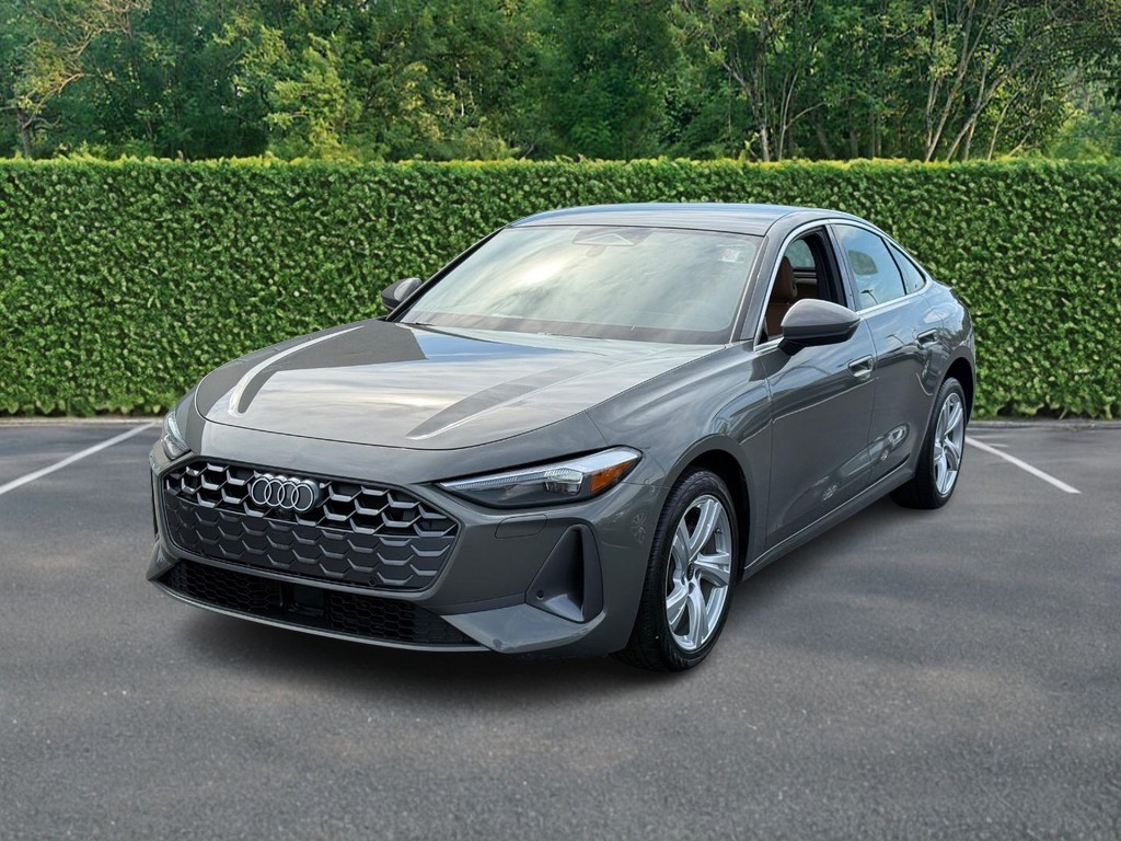 Audi A5 Vehicle Full-screen Gallery Image 08