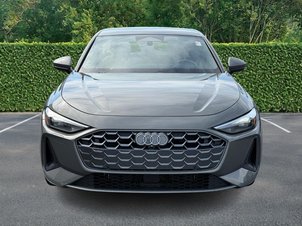 Audi A5 Vehicle Full-screen Gallery Image 09