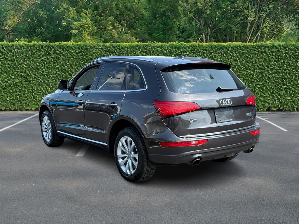 Audi Q5 Vehicle Full-screen Gallery Image 06
