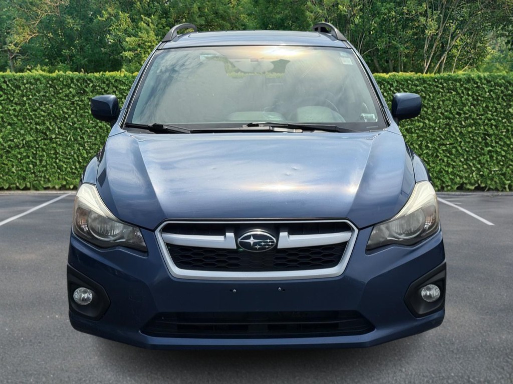 Subaru Impreza Wagon Vehicle Full-screen Gallery Image 10