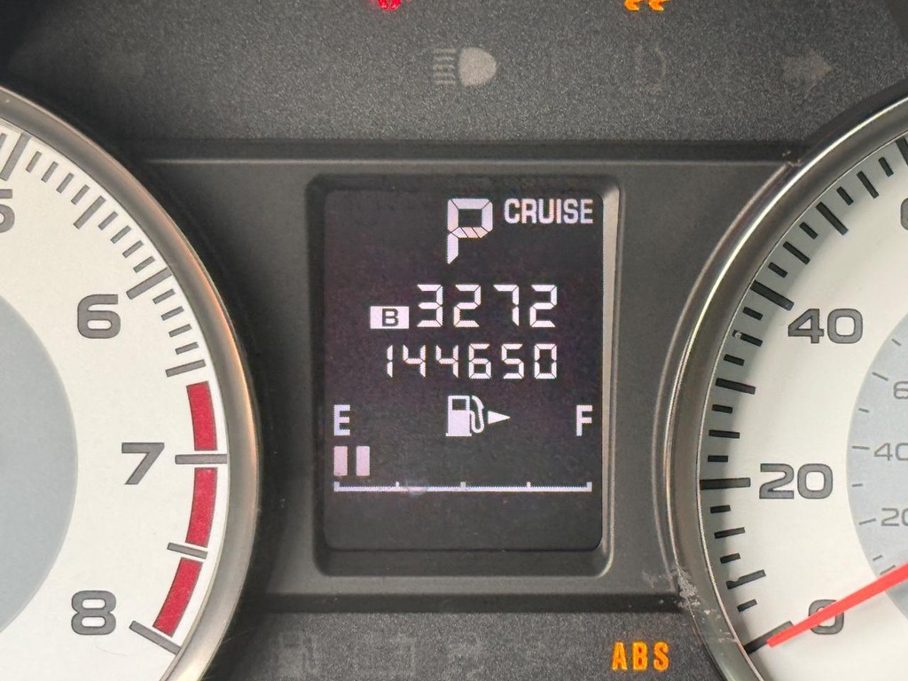 Subaru Impreza Wagon Vehicle Full-screen Gallery Image 20