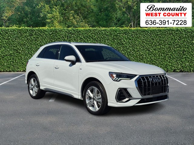Ellisville MO 2024 Audi Q3 more details - audi q3